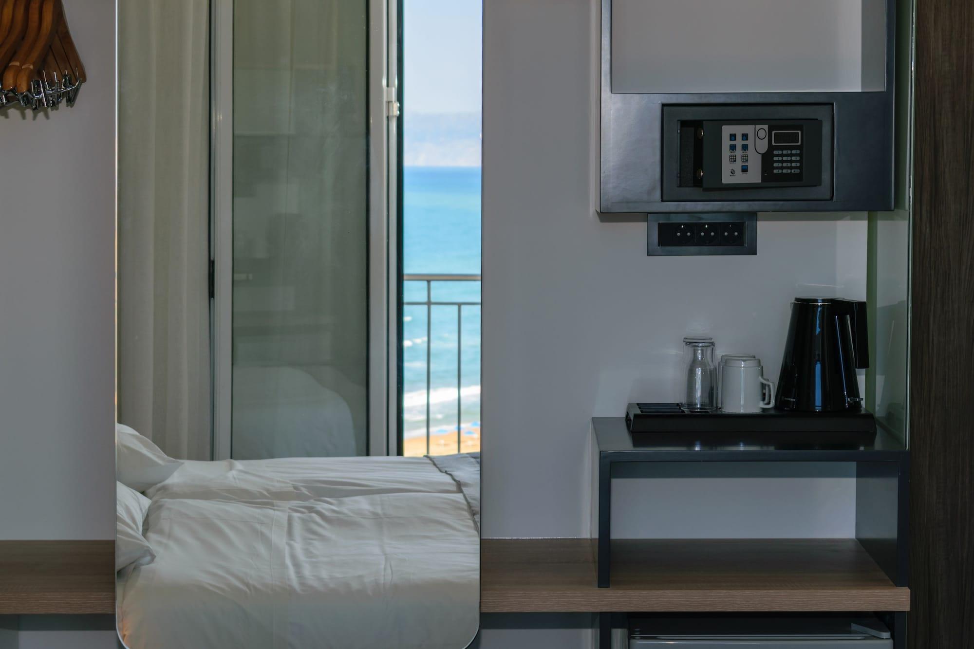 Renieris Hotel 3*